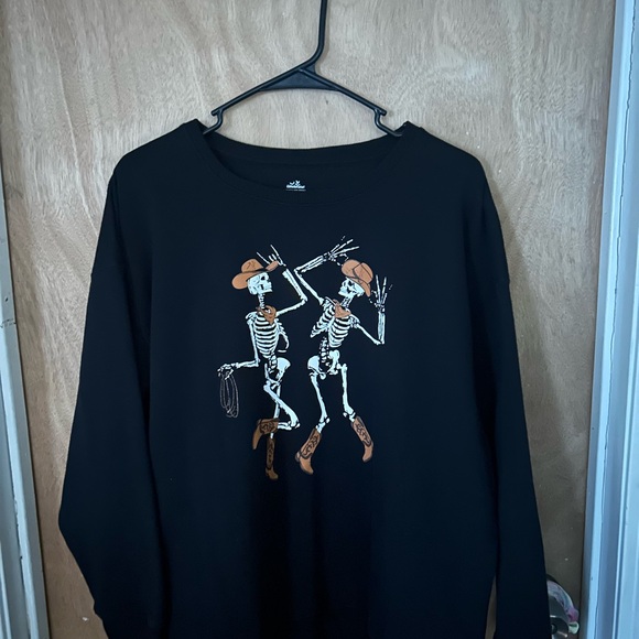 Black Skeleton Graphic Sweatshirt - Picture 1 of 3